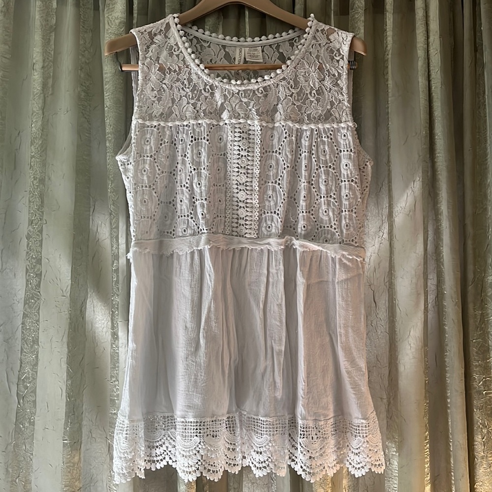 SOLD Forgotten Grace White Lace Sleeveless Blouse